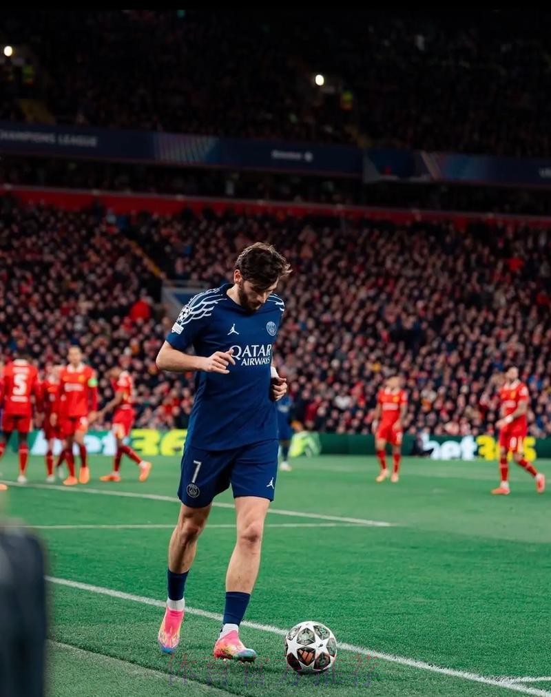 皇马等球会关注克瓦拉茨赫利亚 那不勒斯无意放人